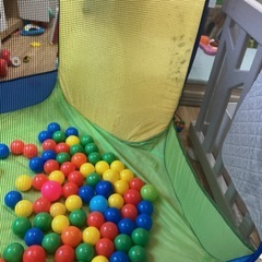 ボールプールテントの画像