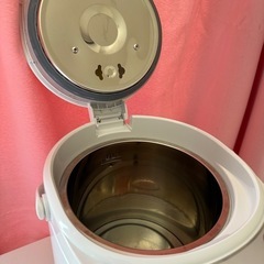 電気ポットの画像