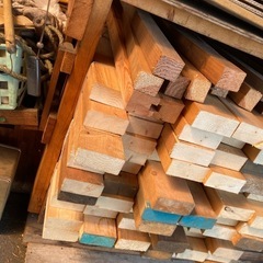 材木、建材の木端の画像