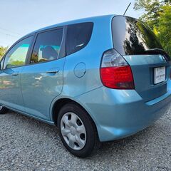 フィット☆1.5W☆車検令和8年9月☆実走行6万キロ台☆社外SDナビ☆CDオーディオ☆DVDビデオ☆地デジTV☆Bluetooth接続☆パドルシフト☆ETCの画像
