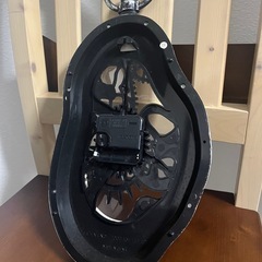 ジャンク品　置き時計　壁掛け時計　ねじれた時計　アートの画像
