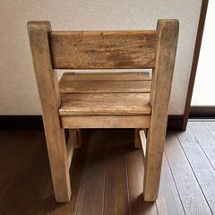 ✨東京蚤の市で購入✨アンティーク家具　椅子　撮影用　子供用✨の画像
