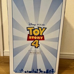 新品未使用ウッディリアルポージングフィギアの画像