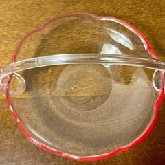 お値下　
ガラス細工 持ち手付小物入れの画像
