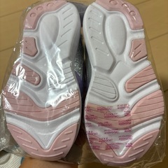 新品　ソフィア　スニーカー　靴　19センチの画像
