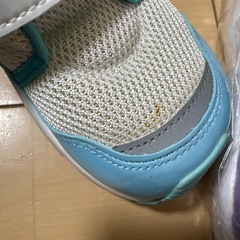 新品　ミキハウス　スニーカー　靴　17センチの画像