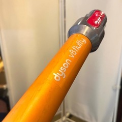 【武蔵小山店】 Dyson Cyclone V10 Fluffy &V8スティック　ダイソン 掃除機 片付けの画像