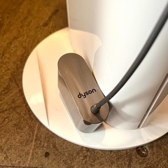 【武蔵小山店】 Dyson Cyclone V10 Fluffy &V8スティック　ダイソン 掃除機 片付けの画像