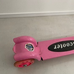 3輪　ブレーキ付き　キックボード　ピンクの画像