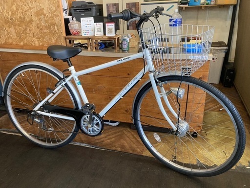 【SALE！7月末まで防犯登録無料！前後タイヤ・チューブ新品！】 LEDオートライト　6段変速　27インチ自転車　ホワイト