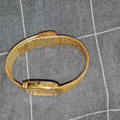 ELGINエルジン ゴールド クオーツ レクタンギュラー ステンレススチール メンズ腕時計　スイスの画像