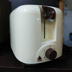 品質保証☆配達有り！1100円（税込み）未使用 ポップアップトースター オーブントースターの画像