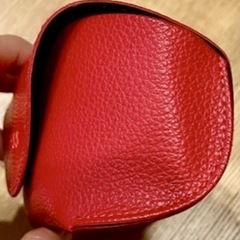 GUESS メガネケースとサングラスの画像
