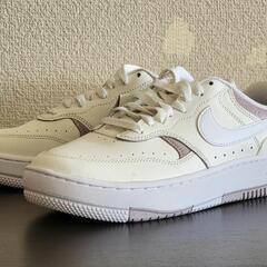 【新品】NIKE ガンマ フォース 24,5cmの画像