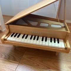 KAWAI ミニピアノ の画像