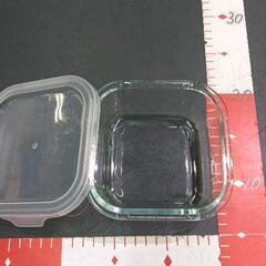 0725-059 ガラス製タッパー　（多少の汚れあり）の画像