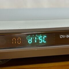 【B138】未使用品/通電確認済み/DVDプレイヤー/リモコン/配線付き/DV-908/の画像