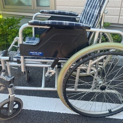 車椅子 アルミ製軽量 折り畳み式の画像