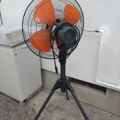 工場扇風機の画像