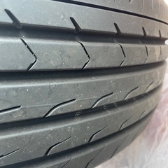 値下げしました！ほぼ新品！ヨコハマ205\65\Ｒ16タイヤ4本セットの画像