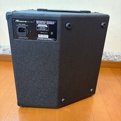 ベースアンプの画像