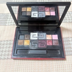 GIVENCHY アイシャドウパレットの画像