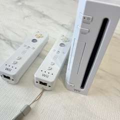 任天堂Wii ゲーム本体　ソフト　ウイニングイレヴンの画像