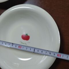 野菜の絵柄　プレート５枚の画像
