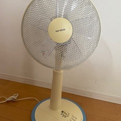 扇風機
の画像