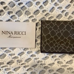 正規品　NINA RICCI 小銭入れ& CELINEハンカチセットの画像