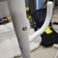 J1141【リユースのサカイ柏店】ポールハンガー　ホワイト　クリーニング済みの画像