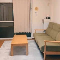 木製　テーブルの画像