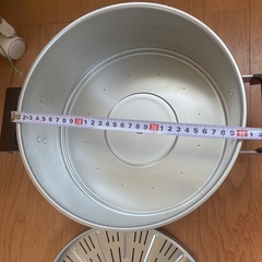 超お得！！キッチン用品　まとめ売り　アルミ蒸し器 、保存容器、おろし器、その他の画像