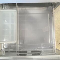 大阪送料無料★3か月保障付き★冷蔵庫★ニトリ★2ドア★2019年★HR-G13A-W★R-920の画像