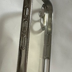 iPhone 16フレームメタリックケースの画像