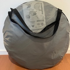 サンシェード・ポップアップテントの画像