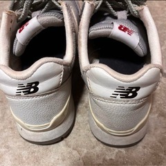 ニューバランス 22.5の画像