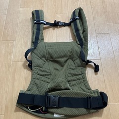 エルゴベビー ADAPT SoftFlex(アダプト ソフトフレックス)/オリーブグリーンの画像