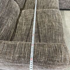 【人気】三人掛けソファー オットマン付き ベージュ系 クッション取り外し可能 お洒落 早い者勝ち 引取歓迎 配送OKの画像
