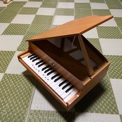 カワイ　ミニグランドピアノ（一部故障あり）の画像