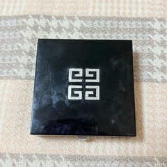 GIVENCHY フェイスパウダーの画像