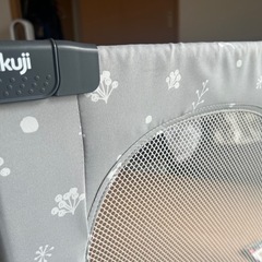 日本育児 おくだけとおせんぼ　おくトビラ  きのみ柄 サイズS ベビーフェンス ベビーゲートの画像