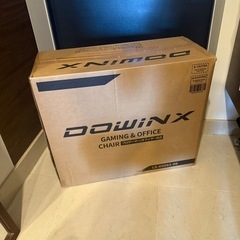 DWINX、ゲーミングチェア　赤の画像