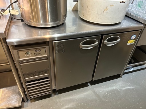 ①冷凍コールドテーブル 1200×600×800