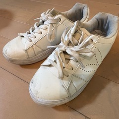 PLAYBOY スニーカー24.5cmの画像