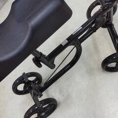 歩行補助器具　4輪　自転車　骨折用　の画像
