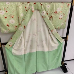 小紋 絞りの可愛い染め 正絹 の画像