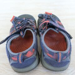 KEEN17㎝の子供用サンダルです。の画像