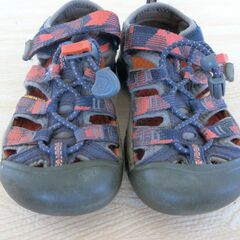 KEEN17㎝の子供用サンダルです。の画像