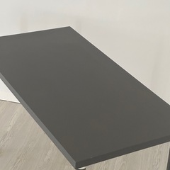 IKEA デスクの画像